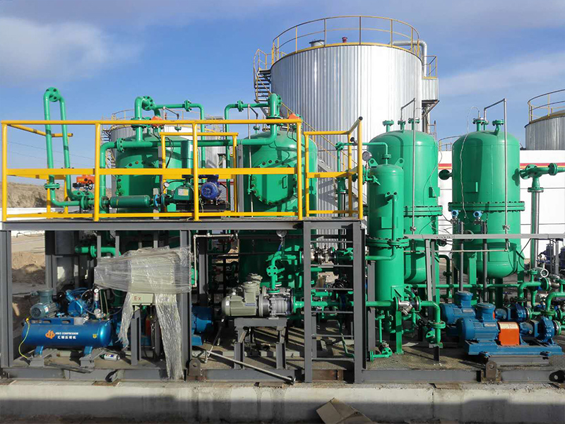 Short-Flow of Wellhead Produced Fluids Reinjection Treatment